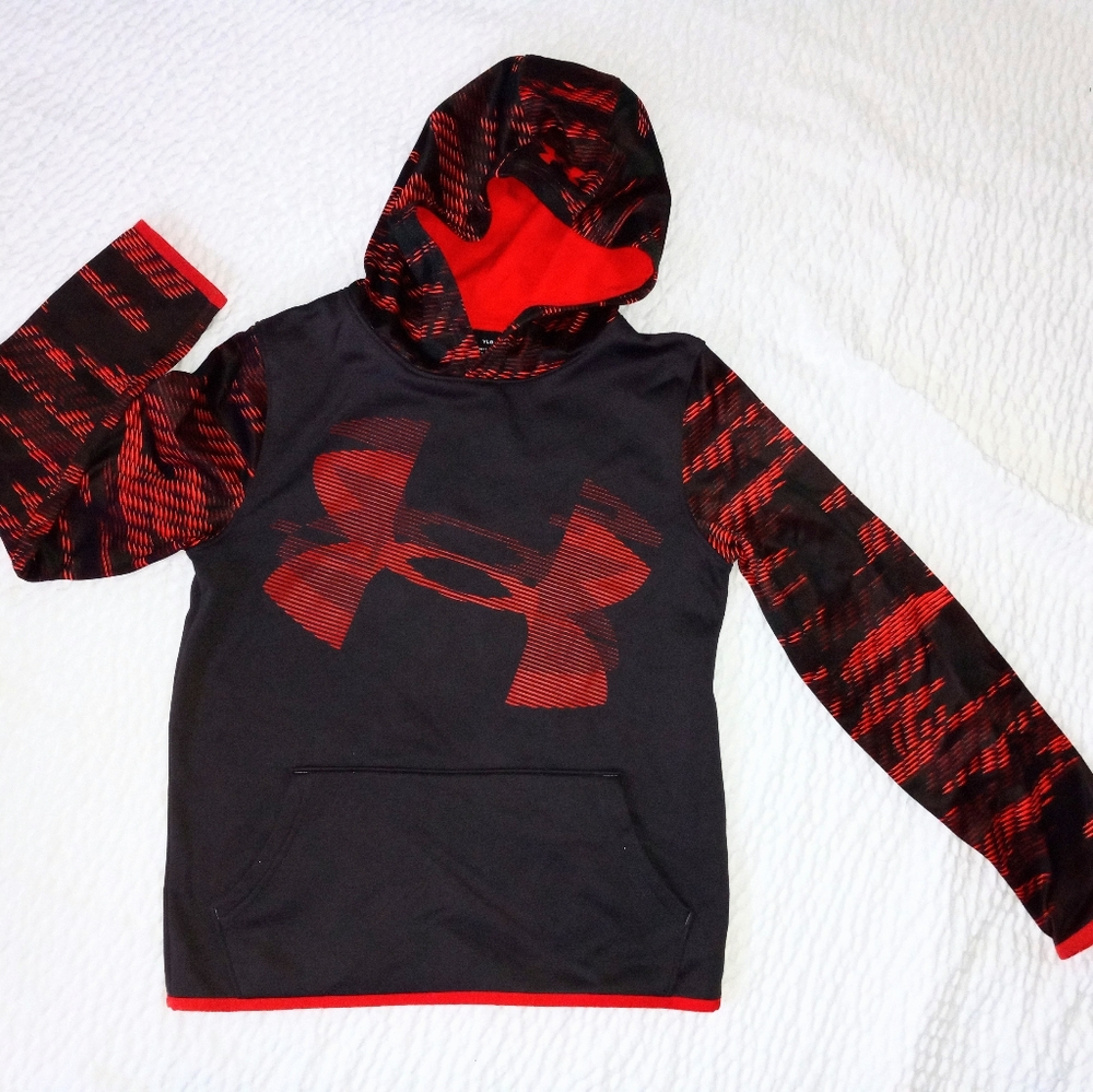 Under Armour cold gear Hoodie.Size YLG, black and grey with red stripes.